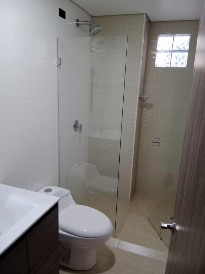 Aparta Suite Plaza Premium Bogota Bagian luar foto