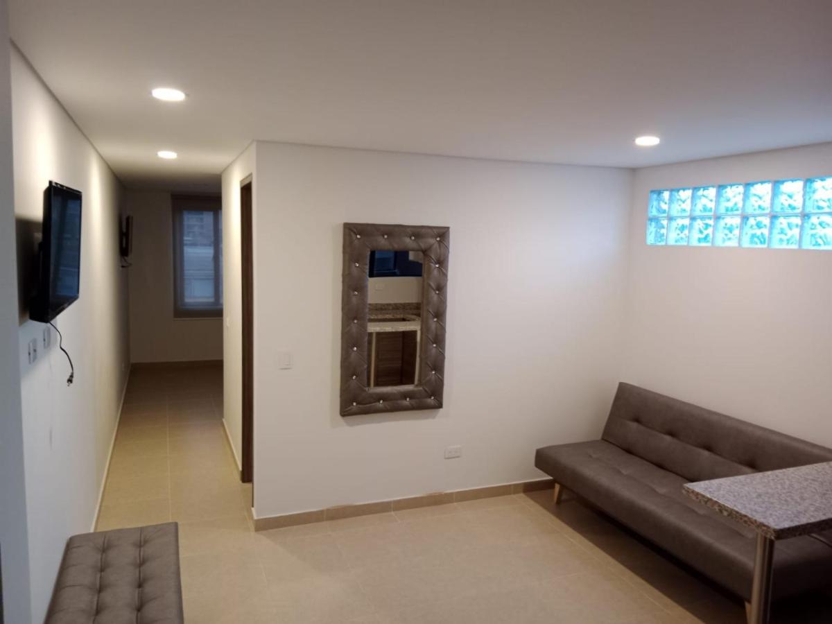 Aparta Suite Plaza Premium Bogota Bagian luar foto