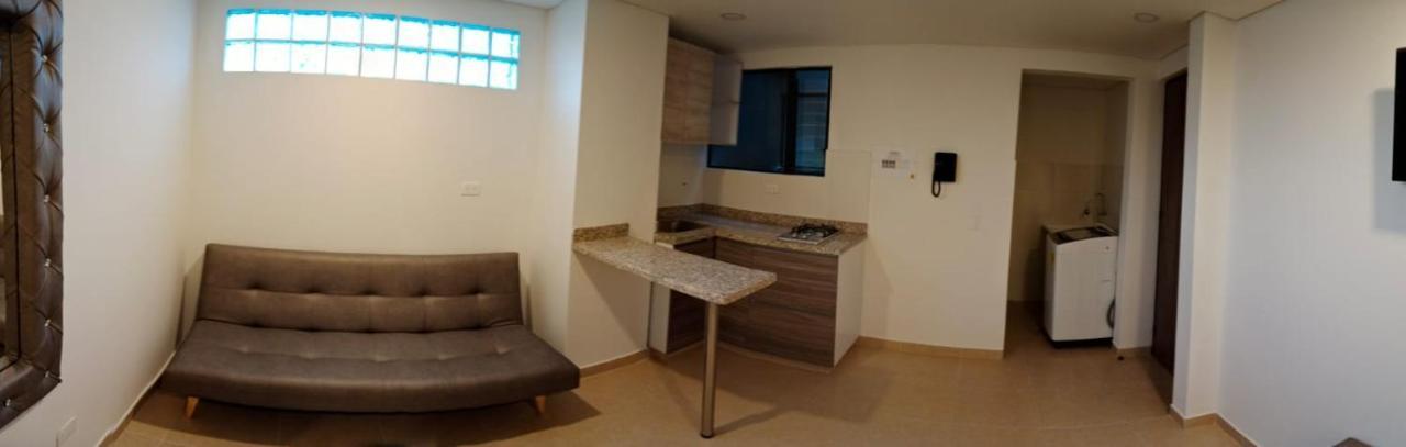Aparta Suite Plaza Premium Bogota Bagian luar foto